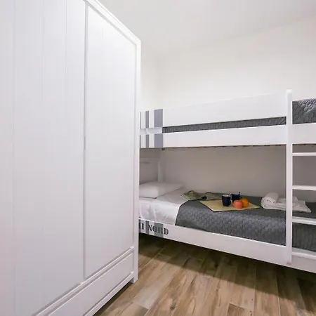 Evelyn Terrazzo Apartment Menaggio