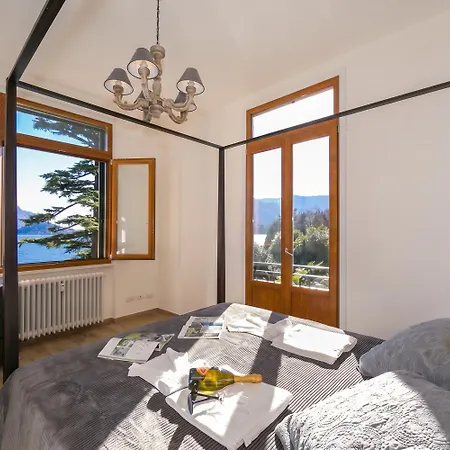 Evelyn Terrazzo Apartment Menaggio